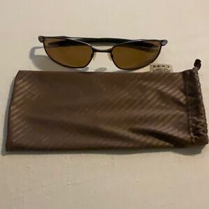 RARE Oakley Whisker 1.0. Brown bronze polarized. 12-850.